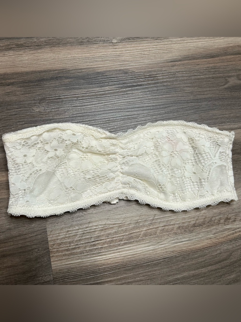 NWOT Cream Lace Bandeau